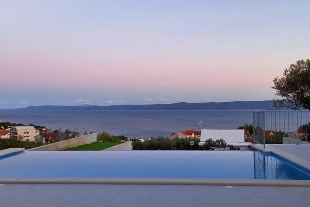 Villa Katarina - Infinity Pool With Amazing View Бол Екстер'єр фото